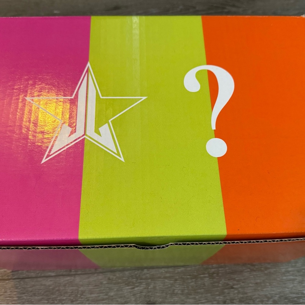 Jeffery Star Summer Mystery Box -Brand New